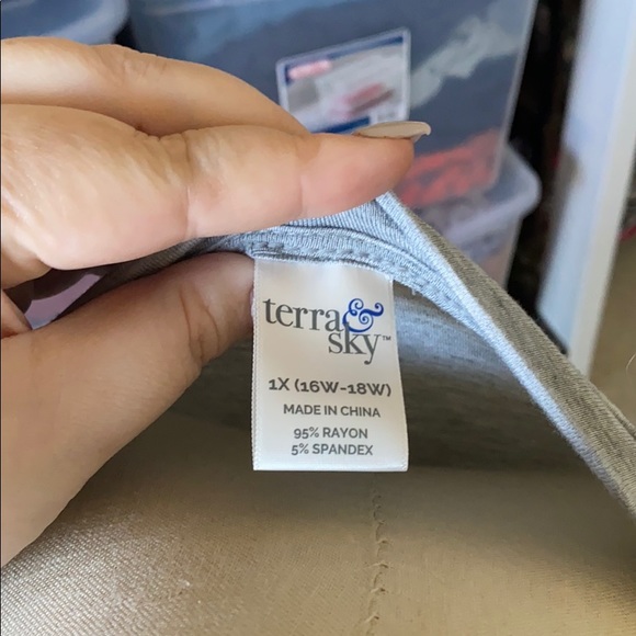 Gray Embroidered Flutter Sleeve Blouse - Picture 4 of 5